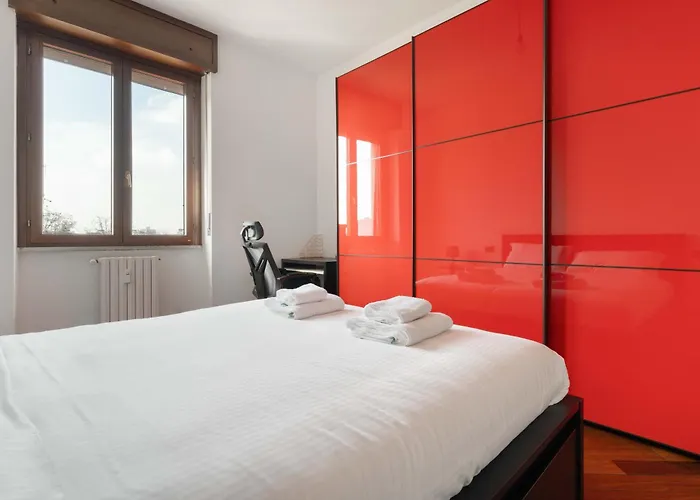 Apartment Bocconi Navigli - Comfortable Work & 1br Milan